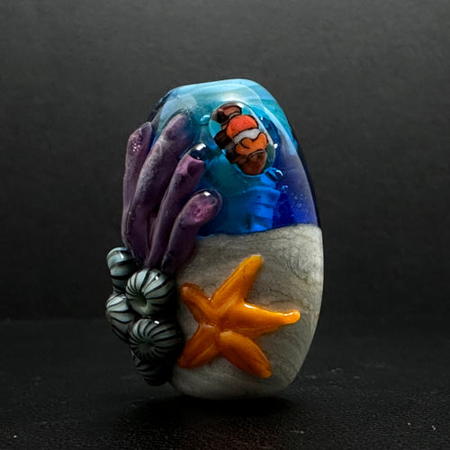 Clown Fish Reef Glass Bead, Aquarium Bead with Anemones, Seastar, Clown Fish. Handmade Glass Aquarium. Snorkeling and Diving Bead.